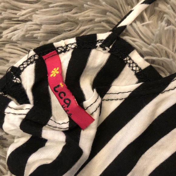 Semi-backless striped crop top - Picture 3 of 3